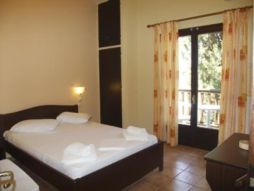 Hotel Figalia Kala Nera Quarto foto