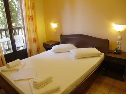 Hotel Figalia Kala Nera Quarto foto
